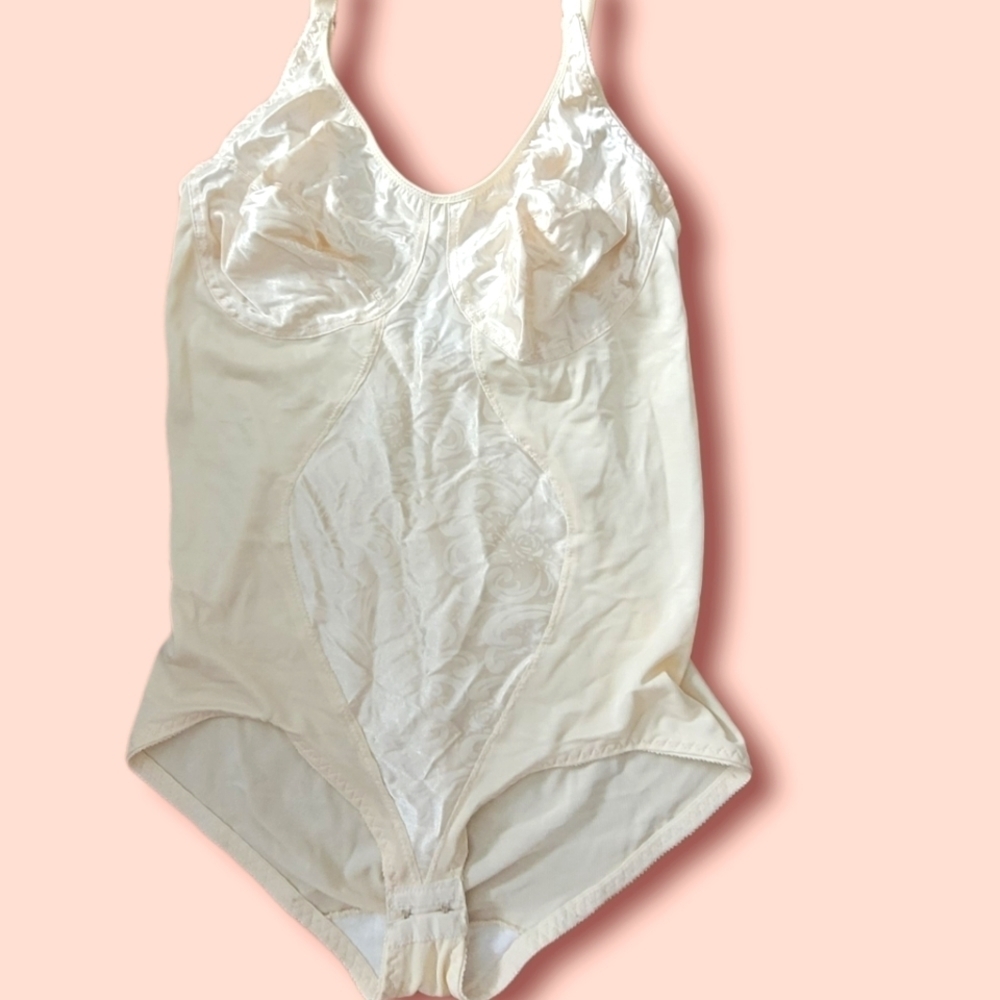 40C cupid nude shapewear bodysuit